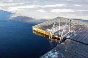 Preventing Water from Freezing Near Docks - Pond Perfections